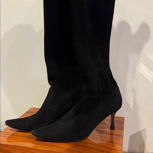 Authentic Manolo Blahnik Elegant Black suede Boots
